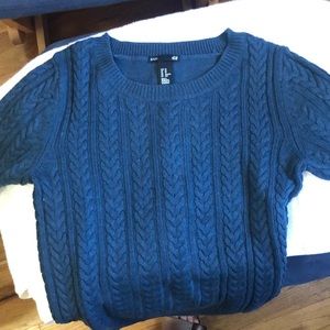 H&M teal sweater size XS